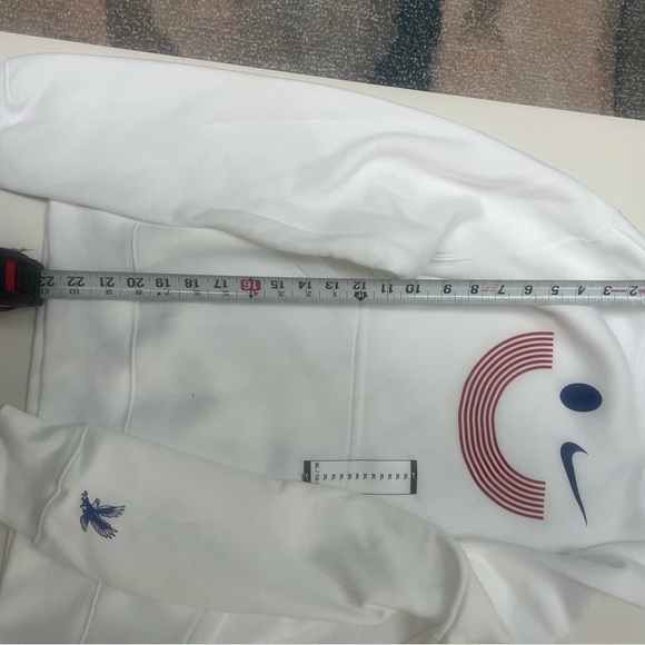 NWT. Team USA Nike White Hoodie with Smiley Face Design. XL. - Picture 5 of 8